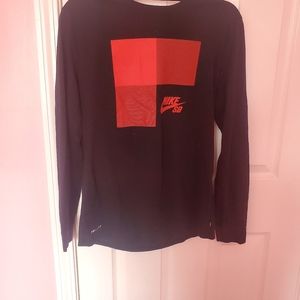Mens Nike  black long sleeve shirt